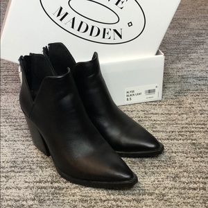 Steve Madden Black Alyse Bootie 8.5